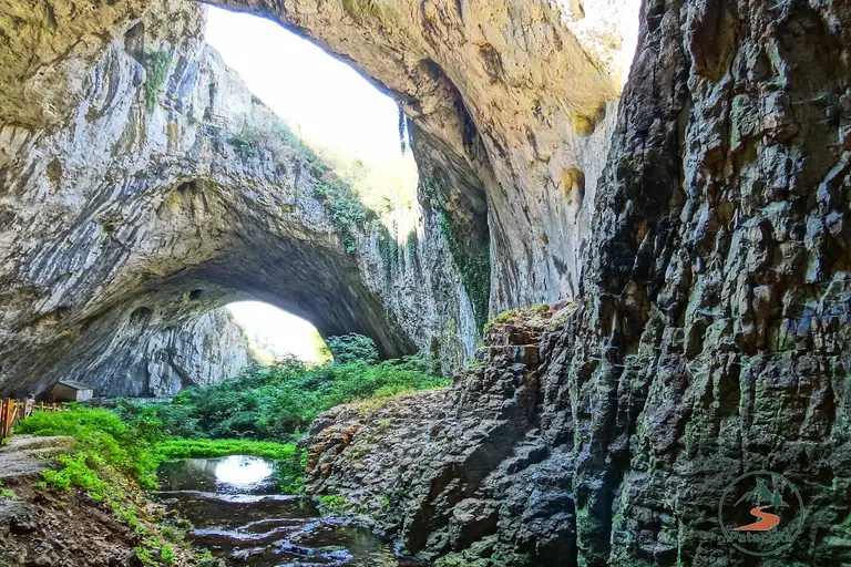 Пещера Деветашка (Ловеч)