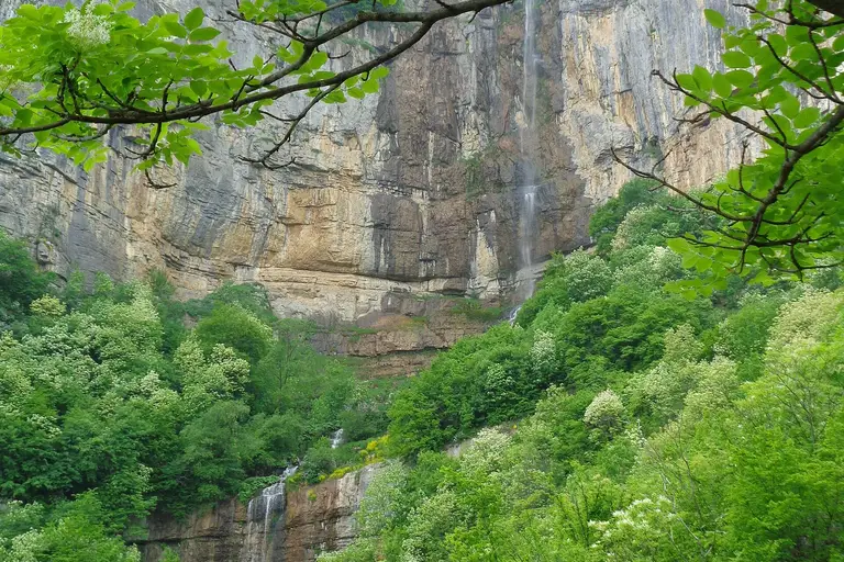 Водопад Скакля